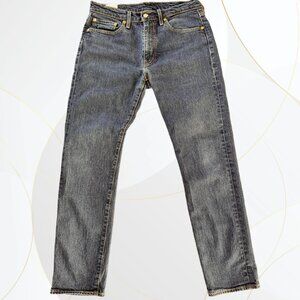 Levi's 502 Taper Fit Jeans